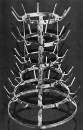 Fig. 5. Marcel Duchamp, Bottle Rack, 1914 (original lost), replica from the collection of Man Ray. Photograph reproduced in the Boite-en-Valise, 1941-1942. Philadelphia Museum of Art, The Louise and Walter Arensberg Collection.