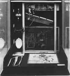 Marcel Duchamp; Box in a Valise, 1941. (Photo: Alex Brunelle.)